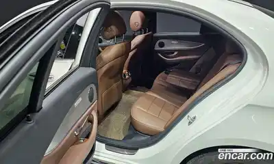 Mercedes-Benz E-Class 2019 2.0 гидро, миниатюра 12