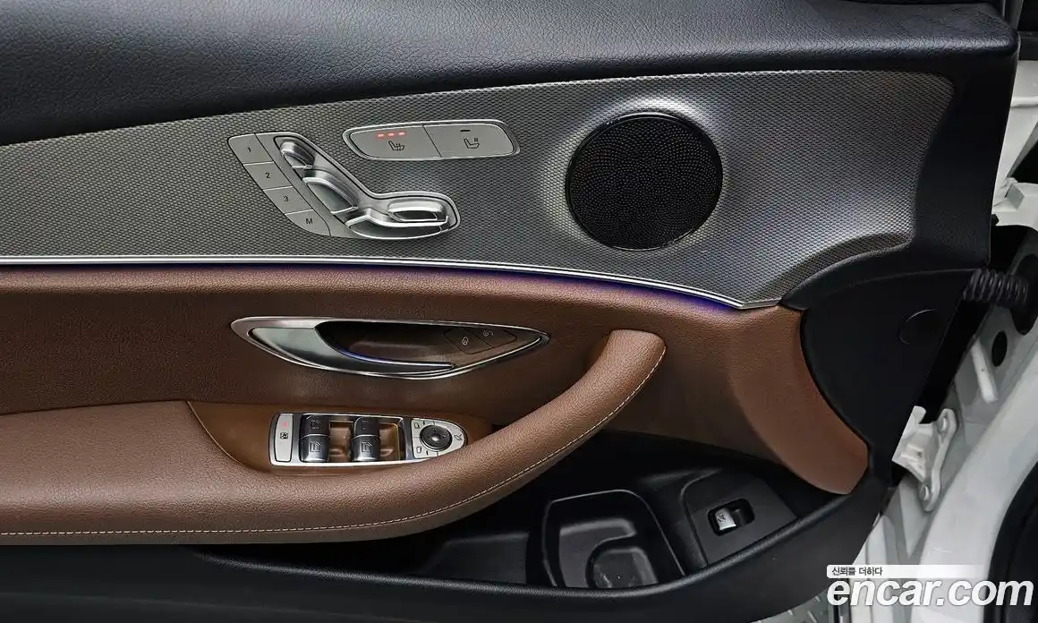 Mercedes-Benz E-Class 2019 2.0 гидро, фото 19