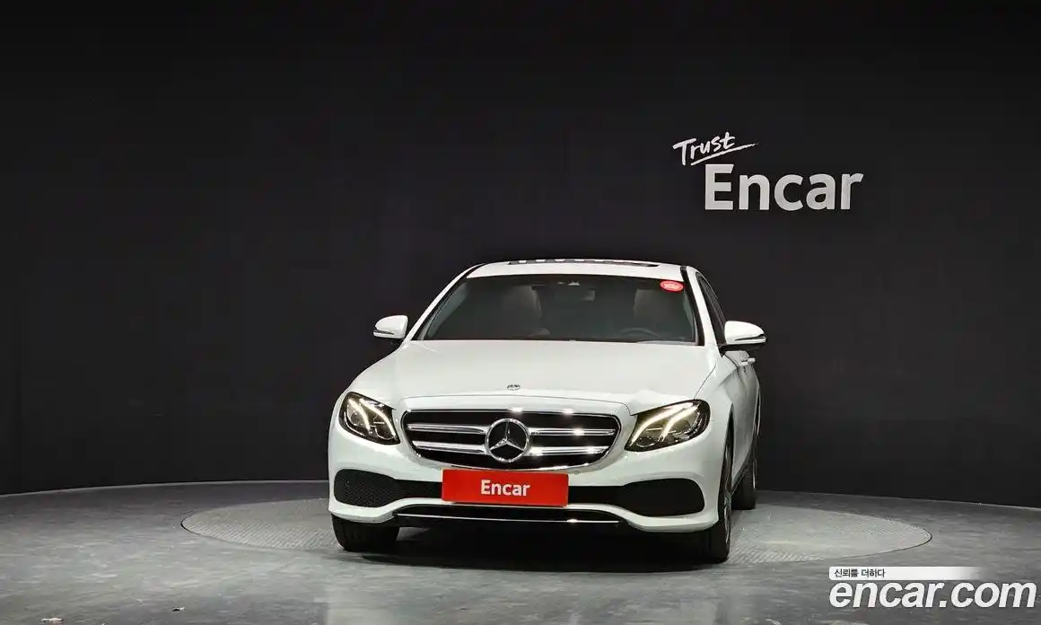 Mercedes-Benz E-Class 2019 2.0 гидро, фото 3