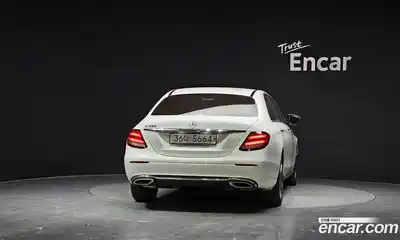 Mercedes-Benz E-Class 2019 2.0 гидро, миниатюра 4