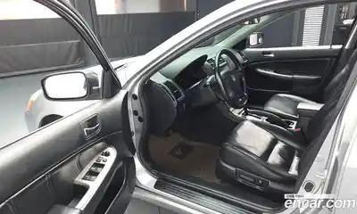 Honda Accord 2004 2.4 гидро в Москве № 229516, миниатюра 10