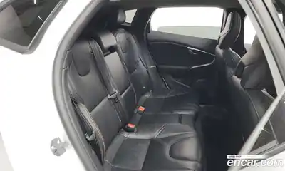 Volvo V40 2018 2.0 гидро в Москве № 230664, миниатюра 12