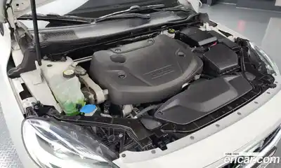 Volvo V40 2018 2.0 гидро в Москве № 230664, миниатюра 6