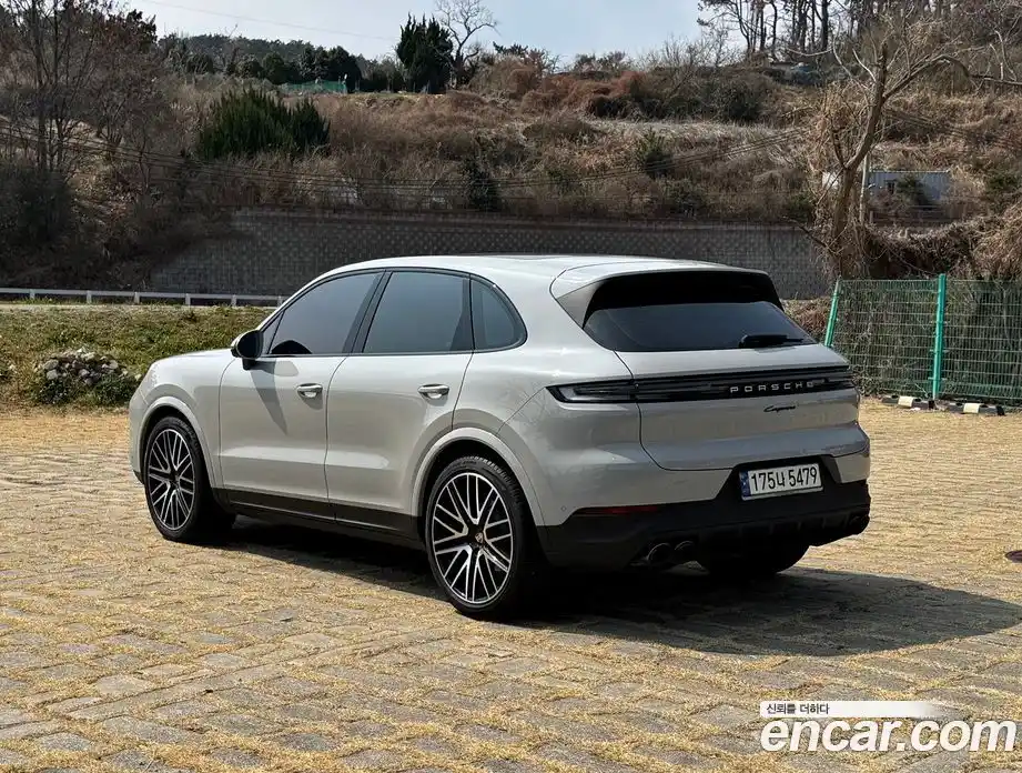 Porsche Cayenne 2024 3.0 гидро в Москве № 231029, фото 20
