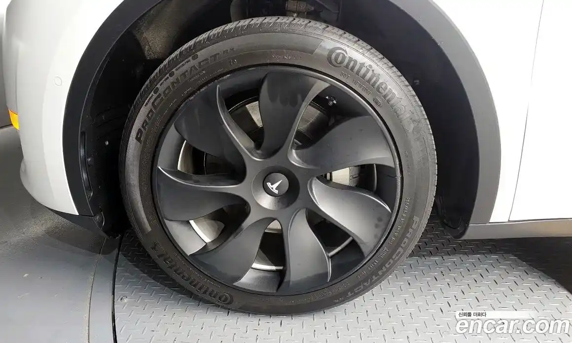 Tesla Model Y 2021 0.2 гидро в Москве № 231833, фото 5