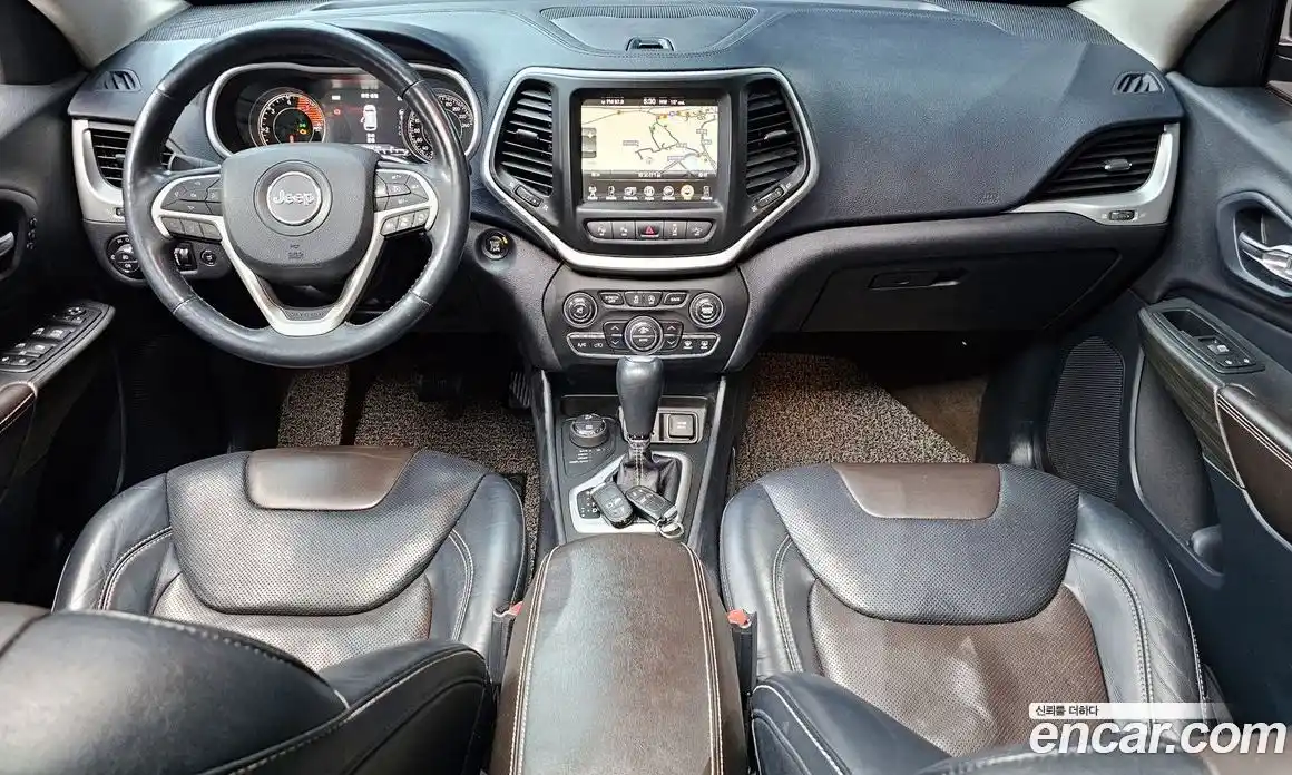 Jeep Cherokee 2016 2.2 гидро в Москве № 232771, фото 7