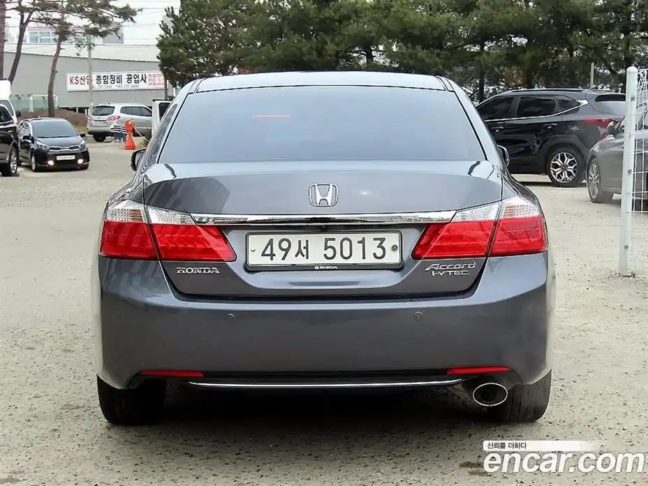 Honda Accord 2015 2.4 гидро в Москве № 232988, фото 4