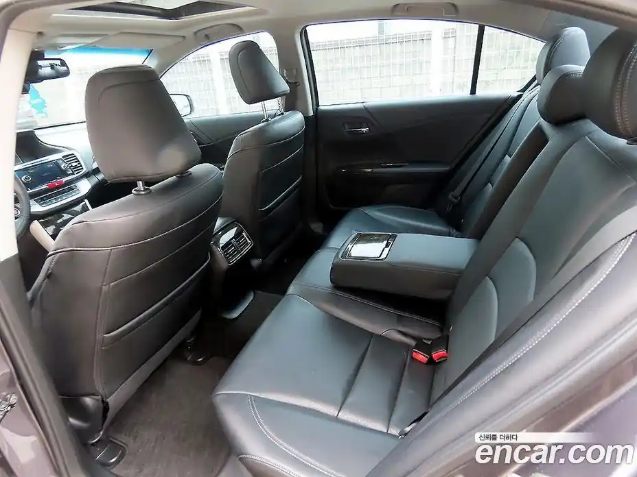 Honda Accord 2015 2.4 гидро в Москве № 232988, фото 6