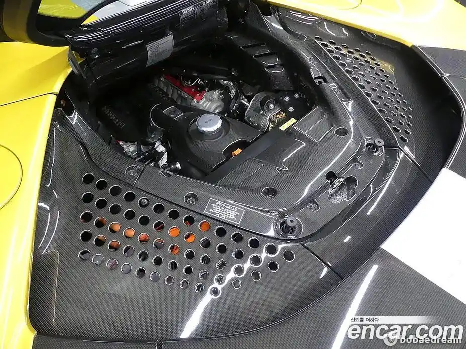 Ferrari SF90 2022 4.0 гидро в Москве № 239402, фото 5