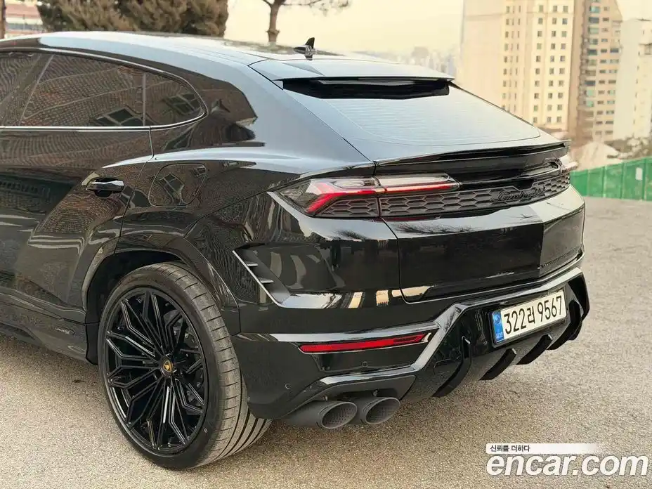 Lamborghini Urus 2026 4.0 гидро в Москве № 246347, фото 4