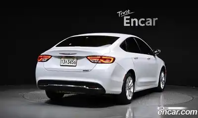 Chrysler 200 2015 2.4 гидро в Москве № 249088, миниатюра 2