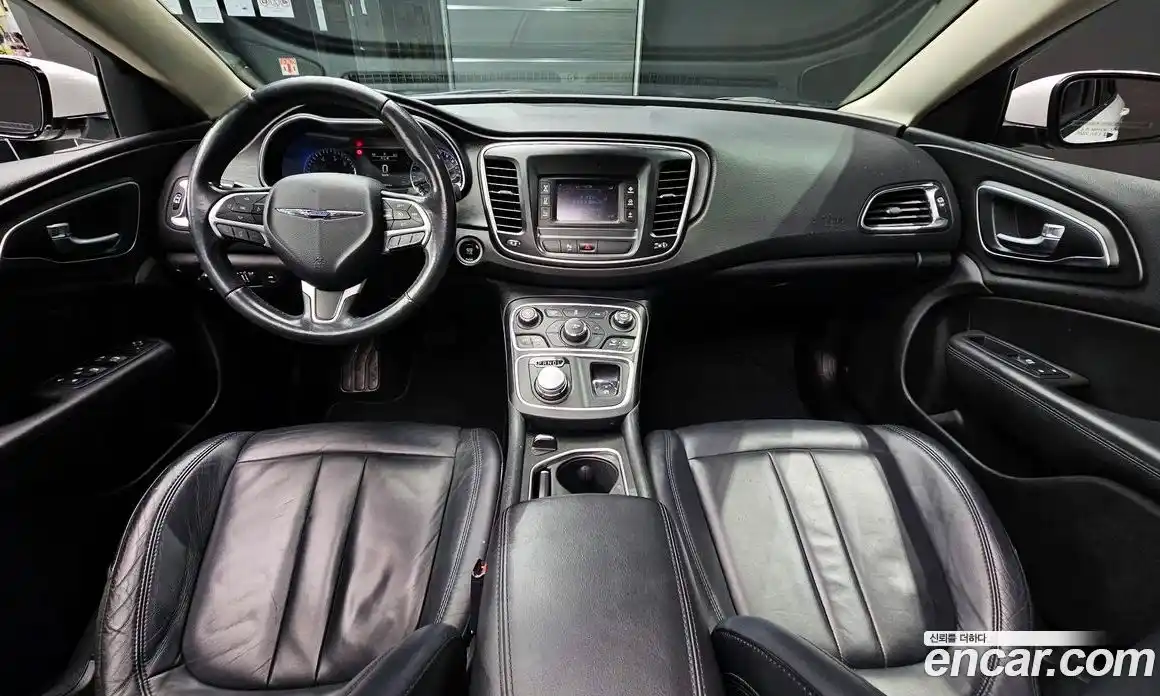 Chrysler 200 2015 2.4 гидро в Москве № 249088, фото 7