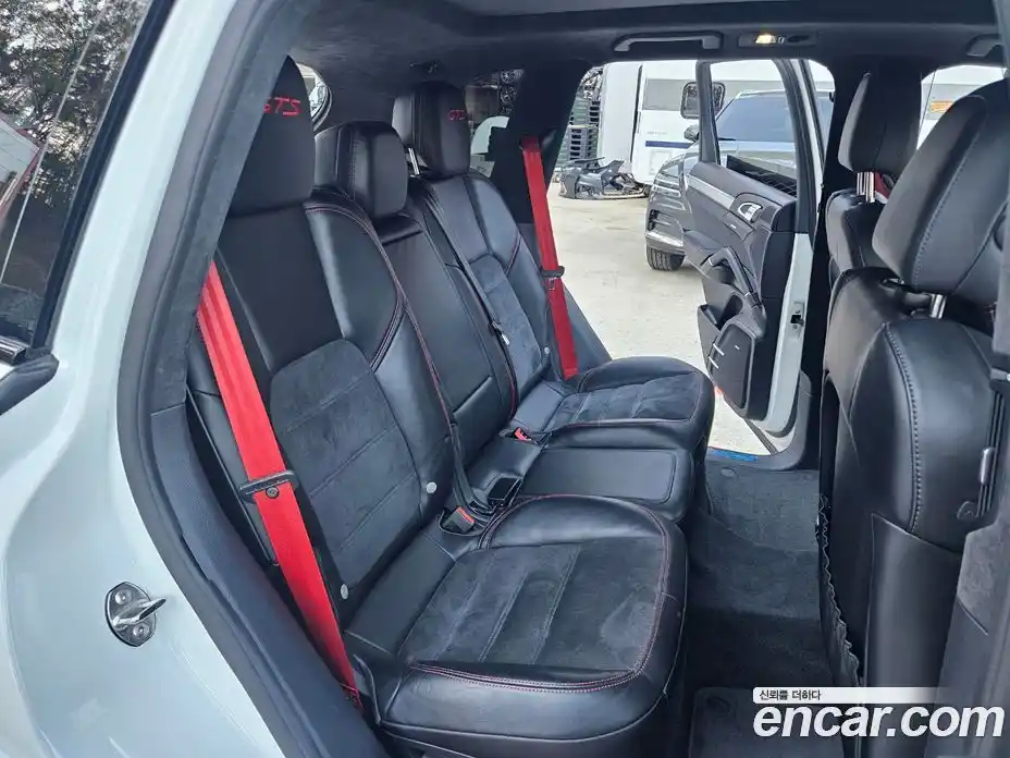 Porsche Cayenne 2018 3.6 гидро в Москве № 252393, фото 13