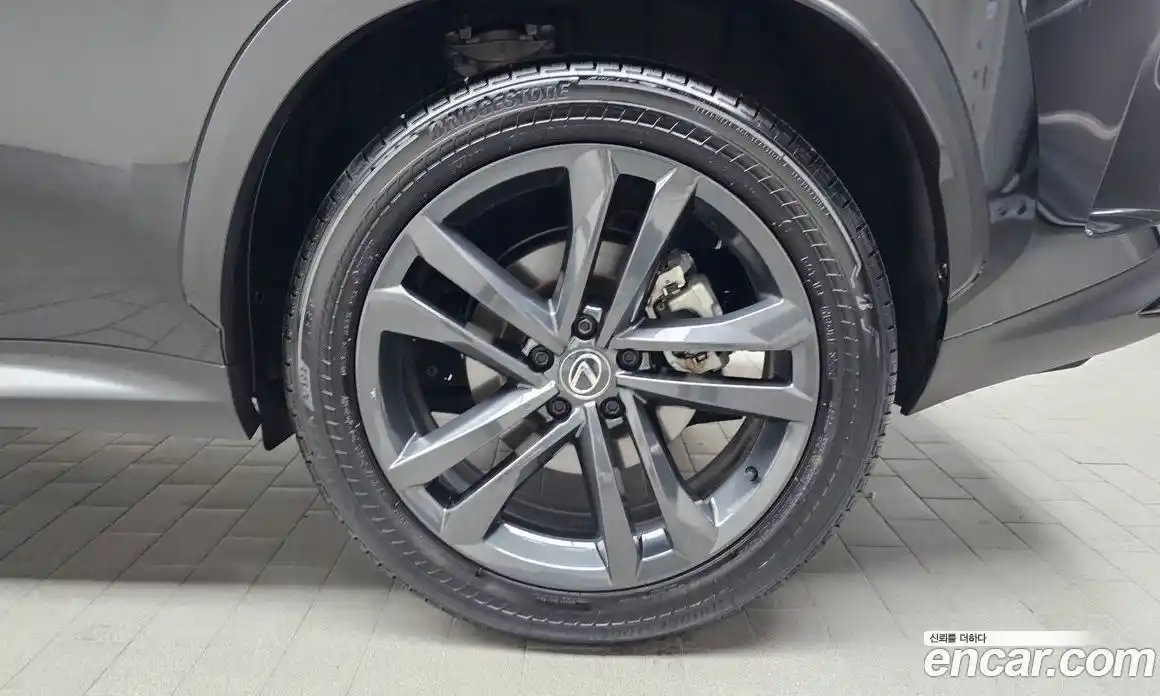 Lexus NX 2024 2.5 гидро в Москве № 253971, фото 5