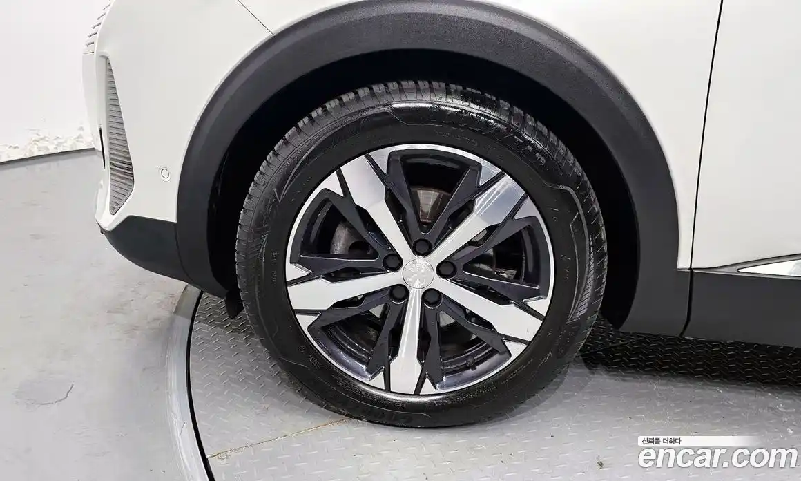 Peugeot 5008 2021 1.5 гидро в Москве № 256226, фото 5