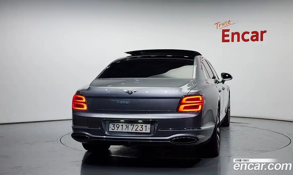 Bentley Flying Spur 2020 6.0 гидро в Москве № 256616, фото 4