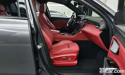 Maserati Grecale 2023 2.0 гидро в Москве № 282749, миниатюра 11