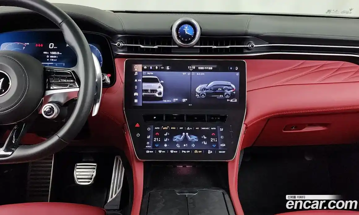 Maserati Grecale 2023 2.0 гидро в Москве № 282749, фото 14