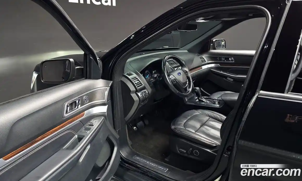 Ford Explorer 2018 2.3 гидро в Москве № 295041, фото 11