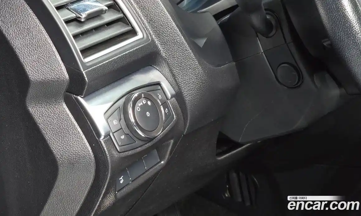Ford Explorer 2018 2.3 гидро в Москве № 295041, фото 17