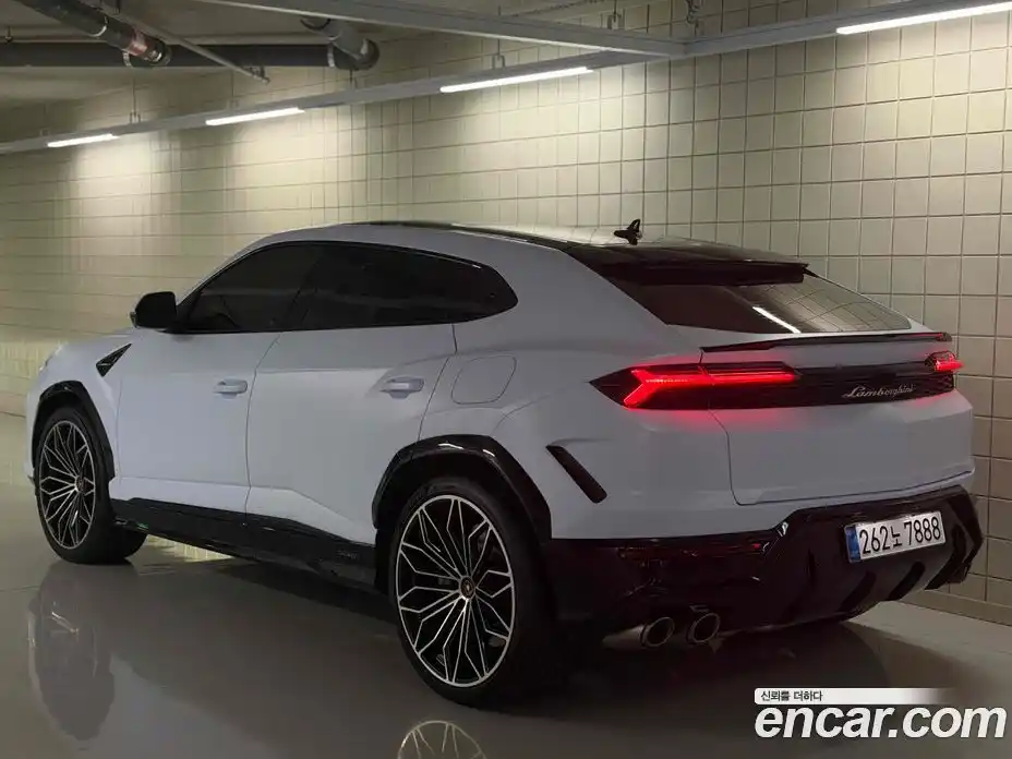 Lamborghini Urus 2025 4.0 гидро в Москве № 295758, фото 4