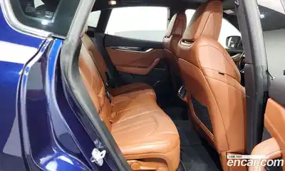 Maserati Levante 2017 3.0 гидро в Москве № 304575, миниатюра 12