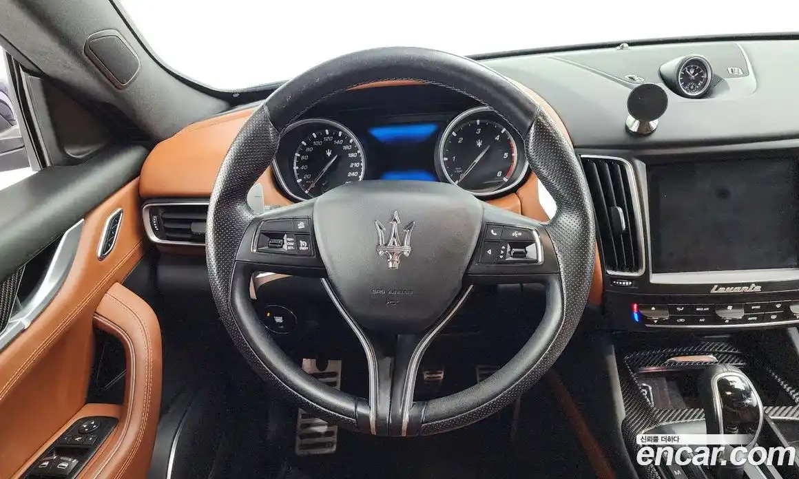 Maserati Levante 2017 3.0 гидро в Москве № 304575, фото 13