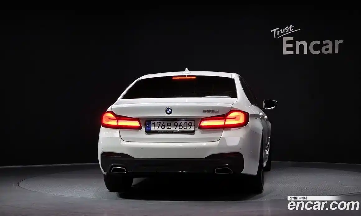 BMW 5-Series 2022 2.0 гидро в Москве № 304667, фото 4