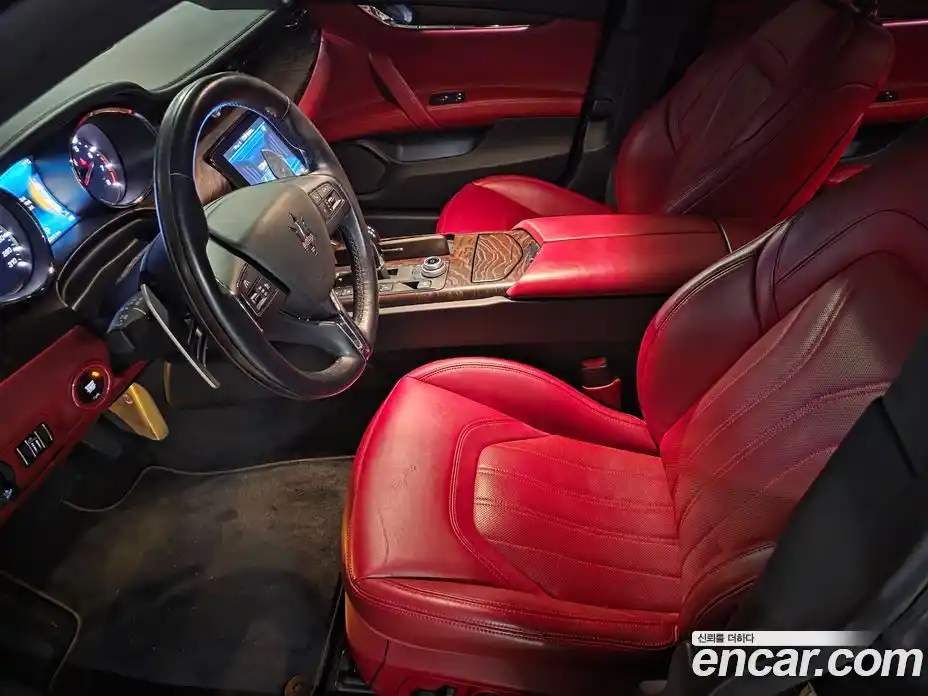 Maserati Quattroporte 2017 3.0 гидро в Москве № 331128, фото 11