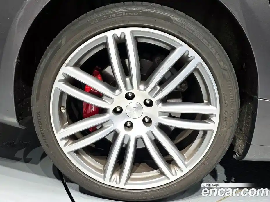 Maserati Quattroporte 2017 3.0 гидро в Москве № 331128, фото 5