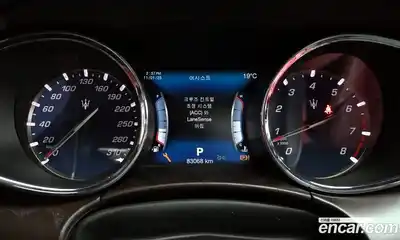 Maserati Quattroporte 2017 3.0 гидро в Москве № 331128, миниатюра 8