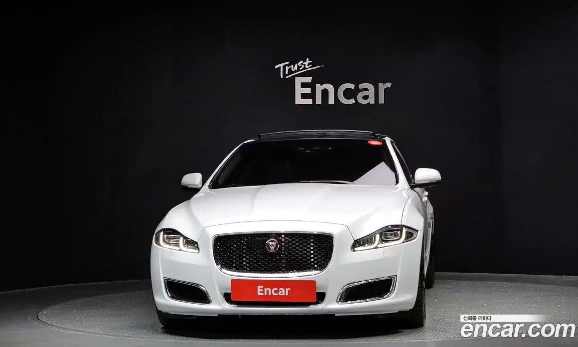 Jaguar XJ 2019 3.0 гидро в Москве № 335838, фото 3