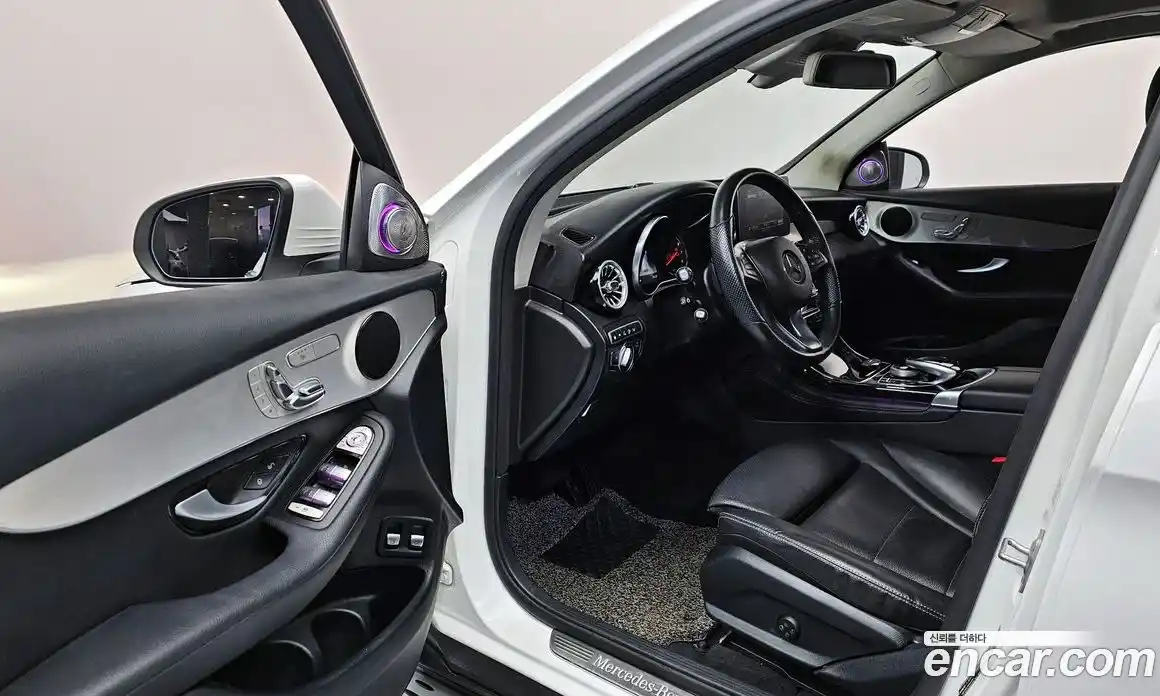 Mercedes-Benz GLC-Class 2018 2.0 гидро в Москве № 412909, фото 11
