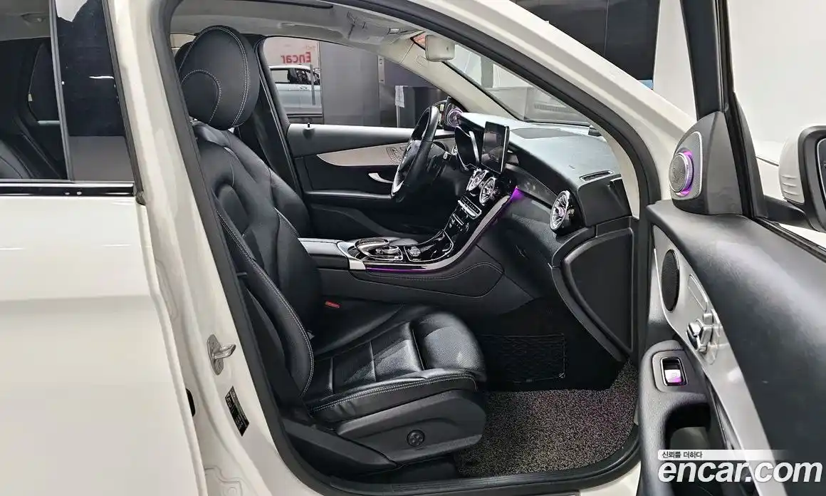 Mercedes-Benz GLC-Class 2018 2.0 гидро в Москве № 412909, фото 10