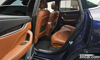 Maserati Levante 2017 3.0 гидро в Москве № 433284, миниатюра 11