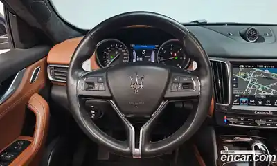 Maserati Levante 2017 3.0 гидро в Москве № 433284, миниатюра 12