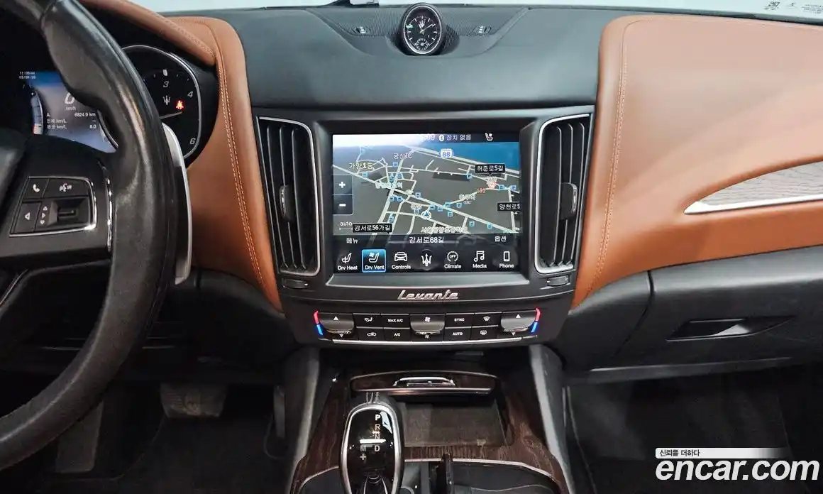 Maserati Levante 2017 3.0 гидро в Москве № 433284, фото 13