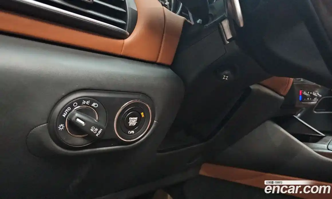 Maserati Levante 2017 3.0 гидро в Москве № 433284, фото 17