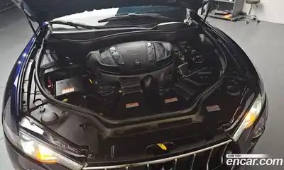 Maserati Levante 2017 3.0 гидро в Москве № 433284, миниатюра 5