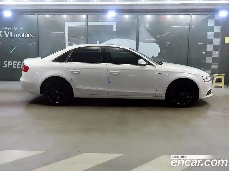 Audi A4 2015 2.0 гидро в Москве № 544791, фото 3