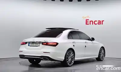Mercedes-Benz E-Class 2021 2.0 гидро, миниатюра 2