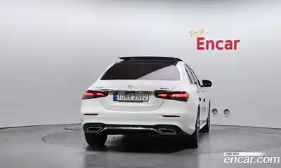 Mercedes-Benz E-Class 2021 2.0 гидро, миниатюра 4