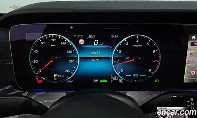 Mercedes-Benz E-Class 2021 2.0 гидро, миниатюра 8