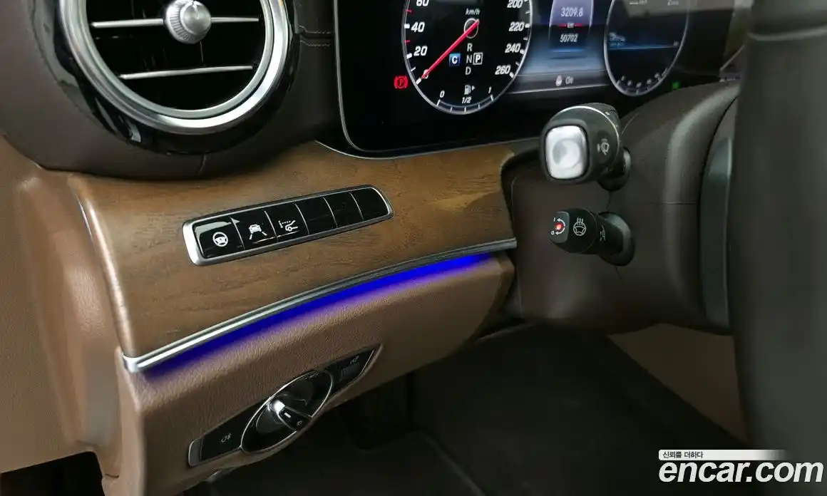 Mercedes-Benz E-Class 2020 2.0 гидро, фото 17