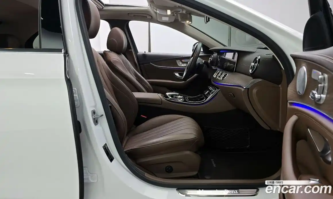 Mercedes-Benz E-Class 2020 2.0 гидро, фото 10