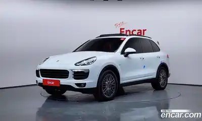Porsche Cayenne, 2015
