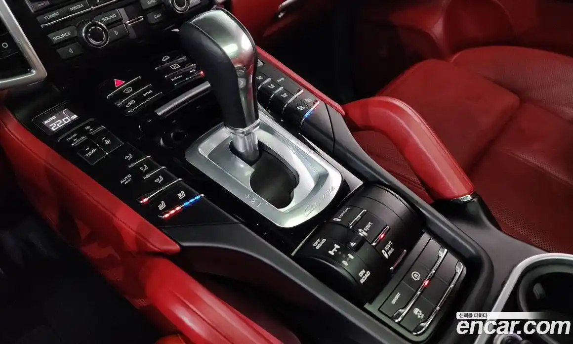Porsche Cayenne 2015 3.0 гидро в Москве № 860948, фото 9