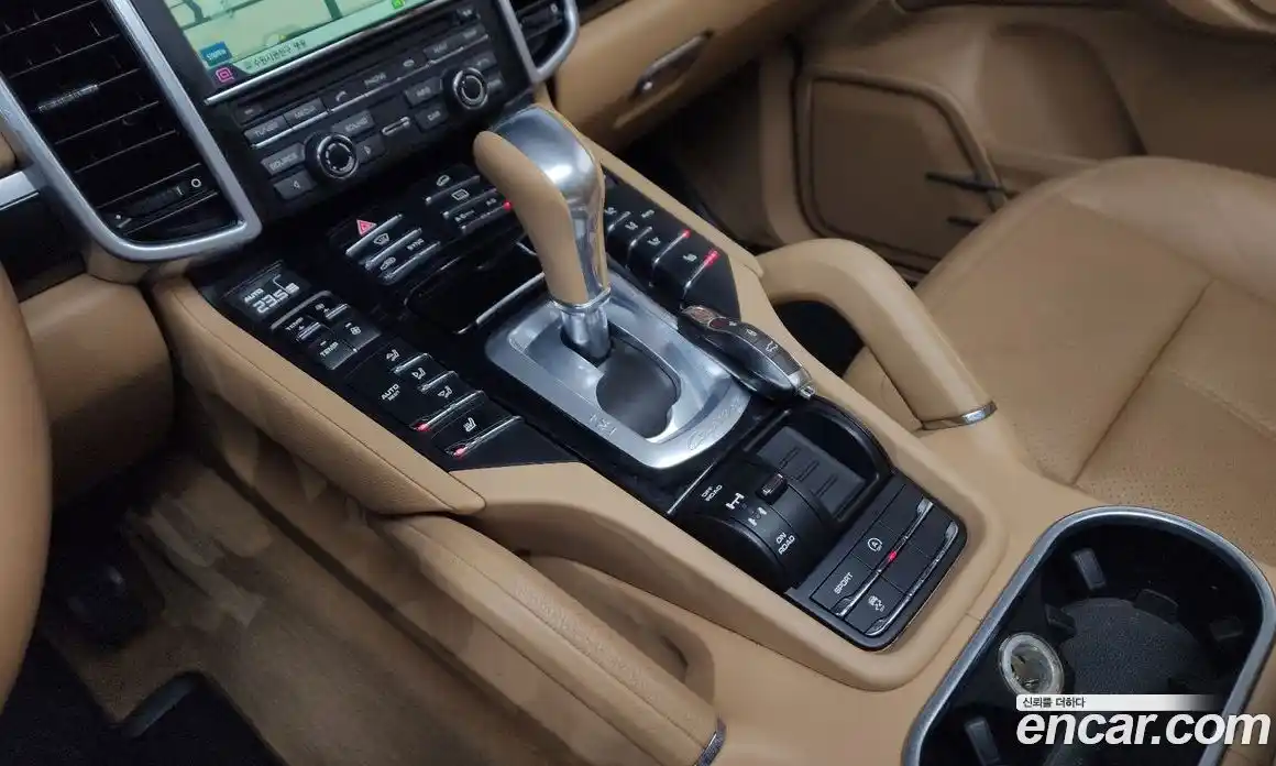 Porsche Cayenne 2013 3.0 гидро в Москве № 861022, фото 9