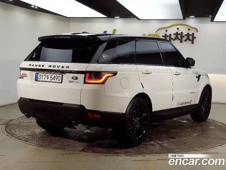 Land Rover Range-Rover Sport 2016 3.0 гидро в Москве № 861357, фото 4