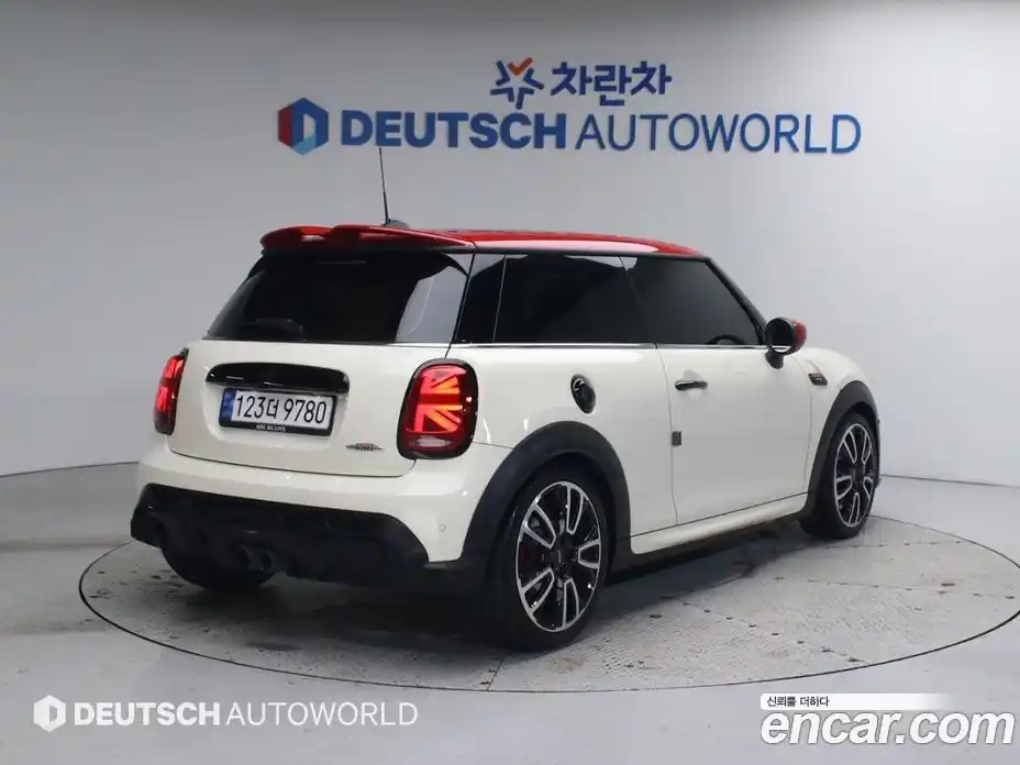 Mini Cooper 2022 2.0 гидро в Москве № 861717, фото 3